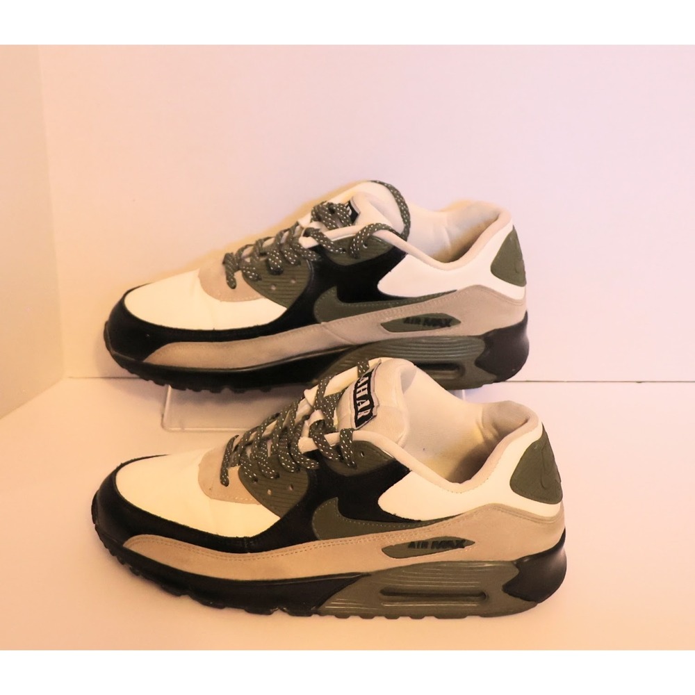 Nike Air Max 90‎ NRG Lahar Escape Men's 11 Olive Green Trail Sneaker Shoes - Picture 4 of 9